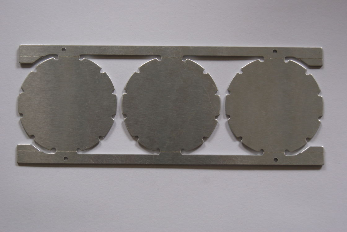 Black Silkscreen Plated Ni/Au Surface Finishing High Thermal Conductivity Metal PCB for Industrial